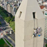 Cambiaron el pararrayos del Obelisco después de un siglo